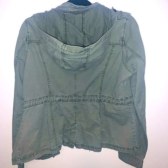Sage green army jacket from Aeropostale (Large) - Picture 2 of 3
